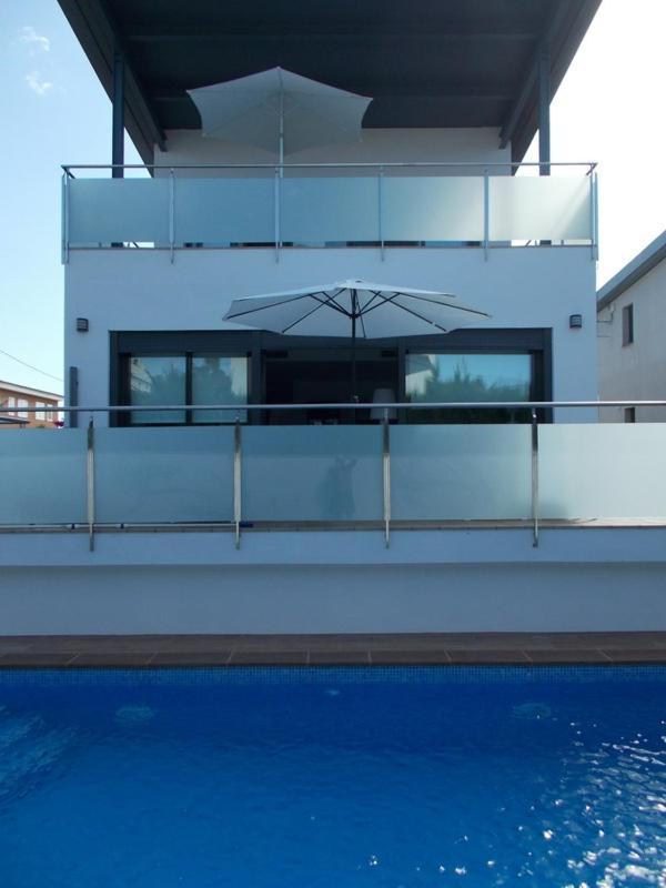 Villa Moderna Con Piscina Individual Cambrils